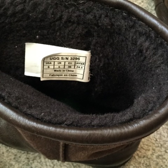 Ugg Brown Leather Children’s Boots - Picture 6 of 8